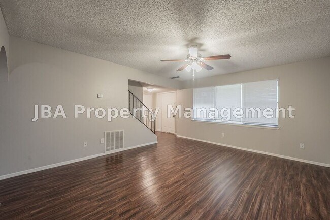 Building Photo - 1770 Farleigh Ct