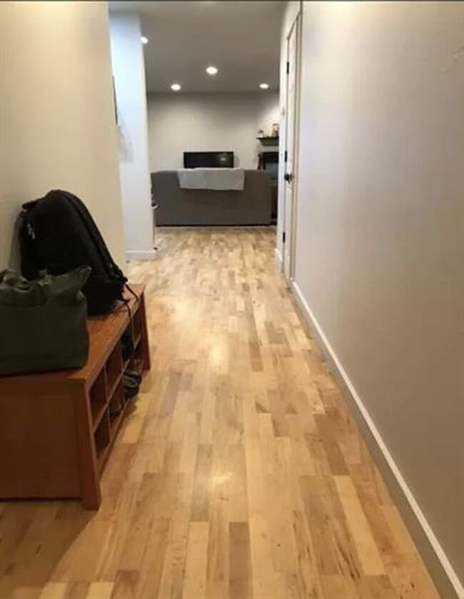 Building Photo - 3 bedroom 2 1/2 bath in Bozeman