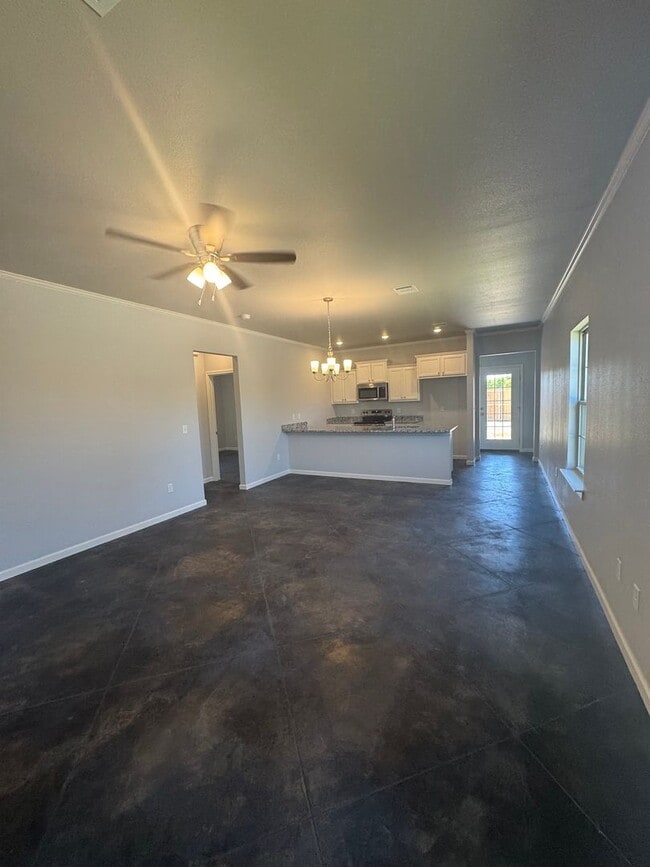 Building Photo - CORNER LOT!!!Glendale area CISD 3/2/2 !!! Be the 1st to live here!!!