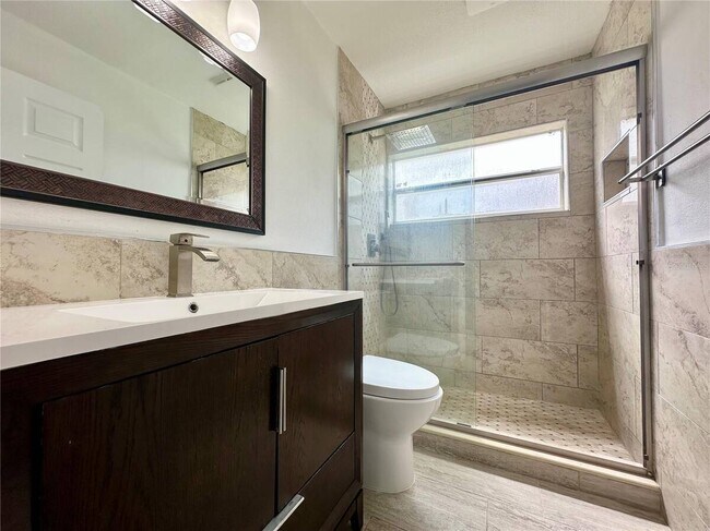 Building Photo - 1516 Crosswind Cir