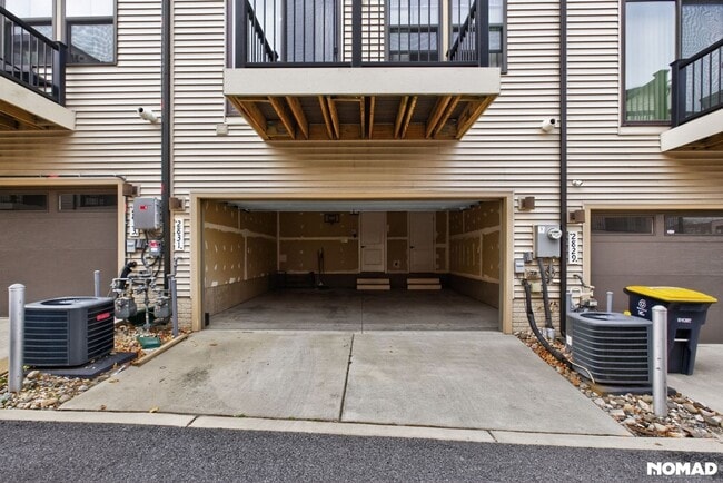 Building Photo - 2831 Toles Park Dr