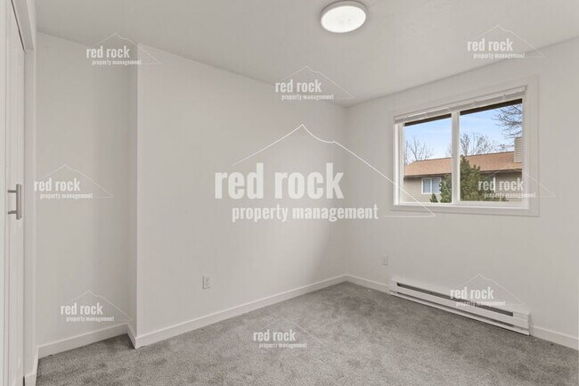 Building Photo - 4209 N Abbey Rd