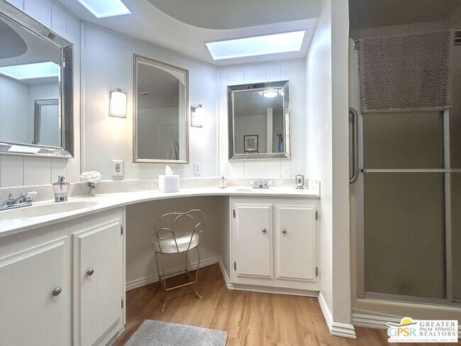 Building Photo - 74584 Nevada Cir E