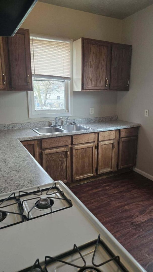 Building Photo - SCHEDULE YOUR APPOINTMENT TODAY & COME SEE...