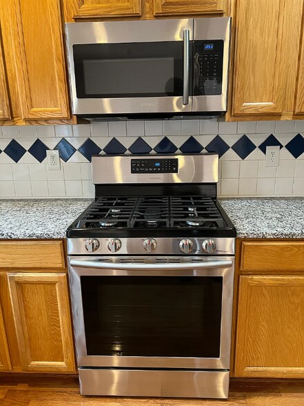 Building Photo - 6413 McCoy Rd