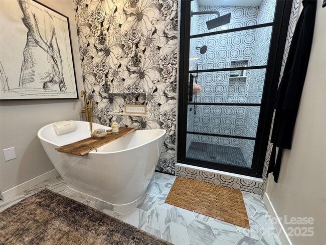 Building Photo - 210 Hargett Ct