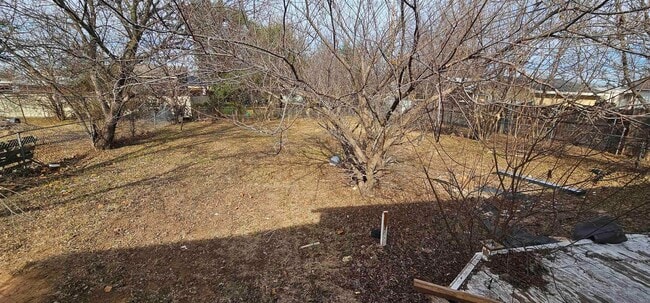 Building Photo - 1633 Lucas Ave