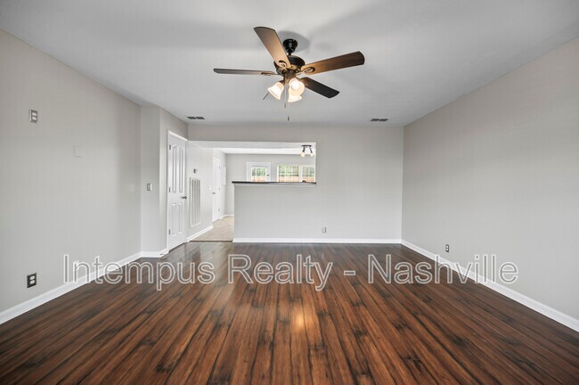 Building Photo - 415 Shoshone Pl