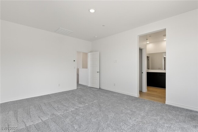 Building Photo - 2502 Vittora Pointe St