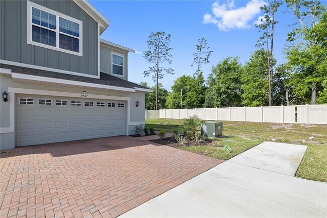 Building Photo - 34114 Rogallo Ln
