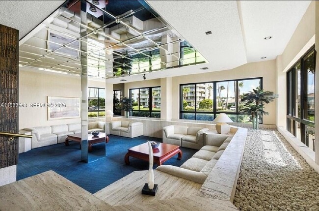 Building Photo - 2800 N Hwy A1A