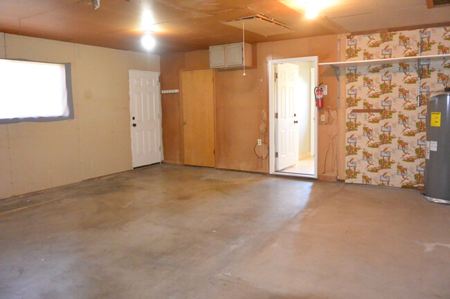 Building Photo - 5809 NE 91st Ave