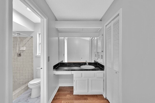 Building Photo - 9687 Hersham Ct