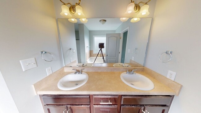 Building Photo - Updated 3 Bedroom, 2.5 Bathroom 2-Story w/...