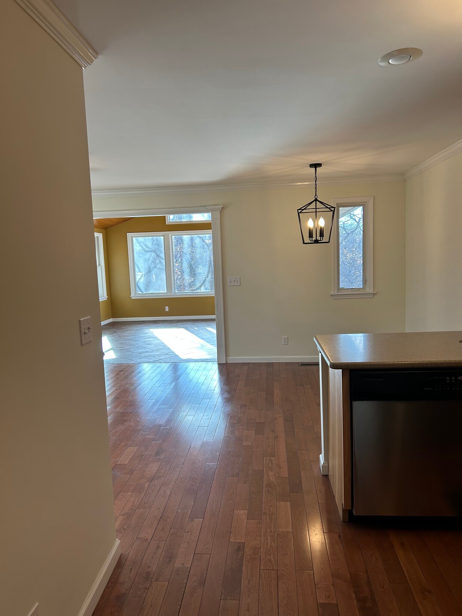 Building Photo - 8817 N Picture Ridge Rd