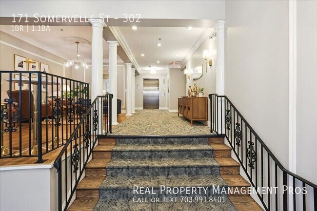 Building Photo - 171 Somervelle St