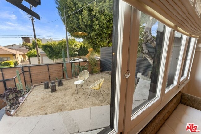 Building Photo - 2217 Marathon St