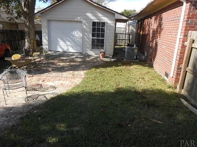 Building Photo - 1801 W Jackson St