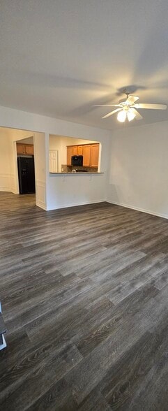 Great Room - 1729 Coleville Oak Ln