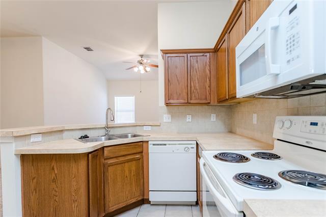 Building Photo - 436 Blake Ln