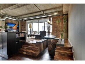 Building Photo - 901 N 3rd St