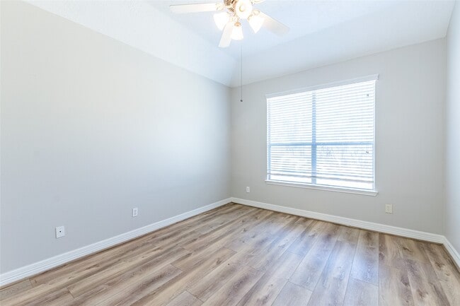 Building Photo - 11510 Alcott Dr