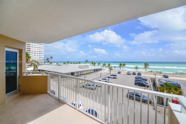 Building Photo - 1980 S Ocean Dr