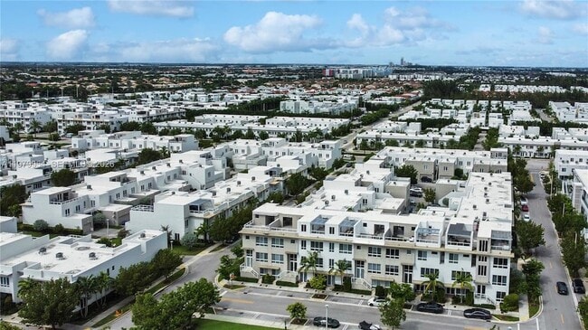 Building Photo - 10336 NW 64th St