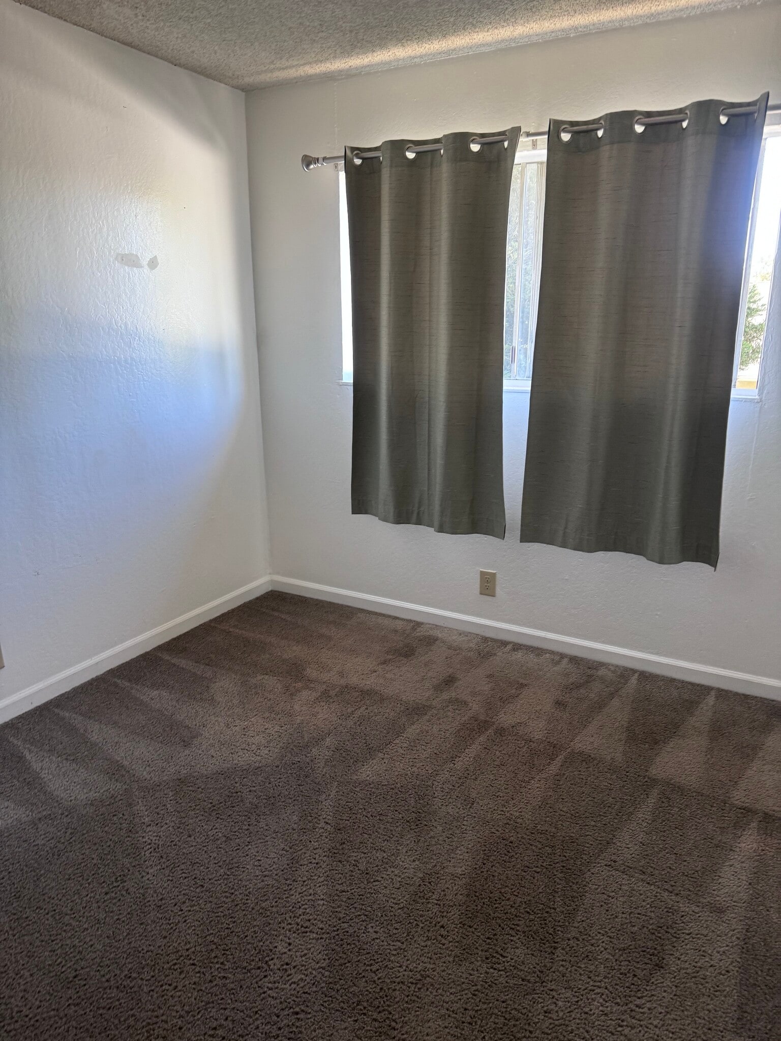 Building Photo - 36 El Basset Ct