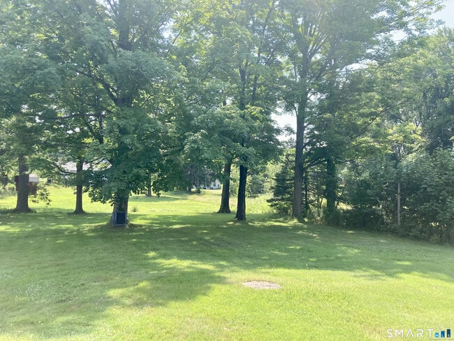 Building Photo - 10 Wall St