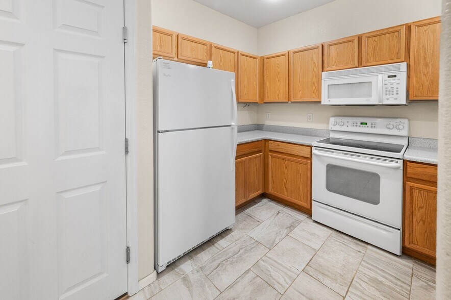 Building Photo - 6191 Sierra Grande Point