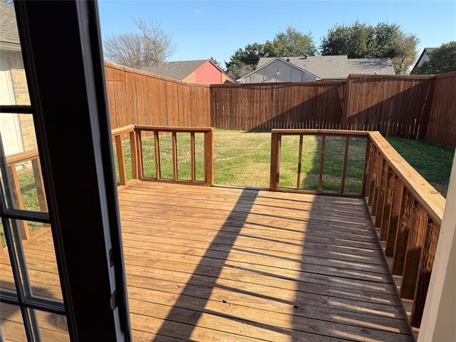 Building Photo - 504 Scarlet Oak Dr