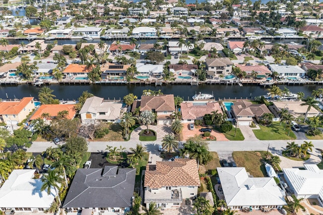 Building Photo - 2461 SE 10th St