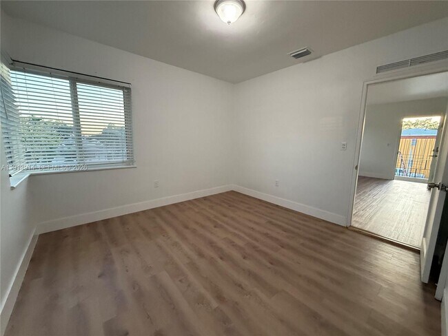 Building Photo - 2343 NW 14th St