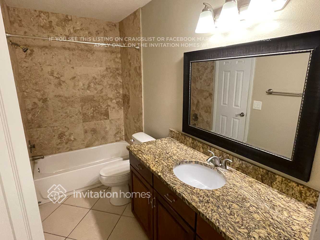 Building Photo - 462 E Springtree Way