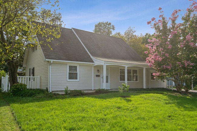 Building Photo - 12507 Starlight Ln