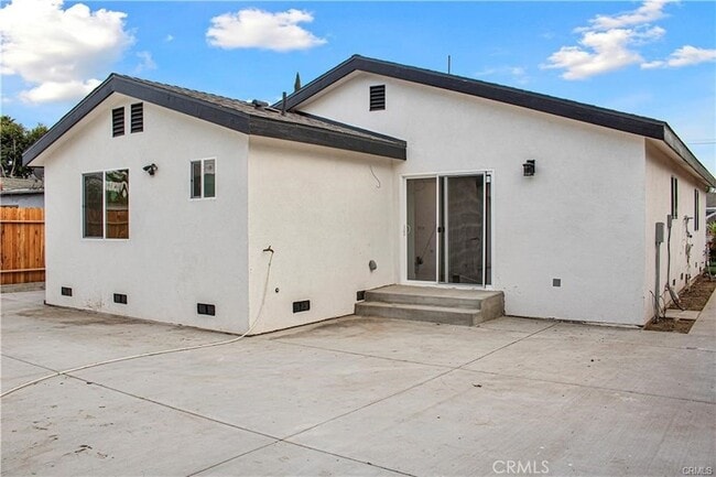 Building Photo - 6513 San Miguel St