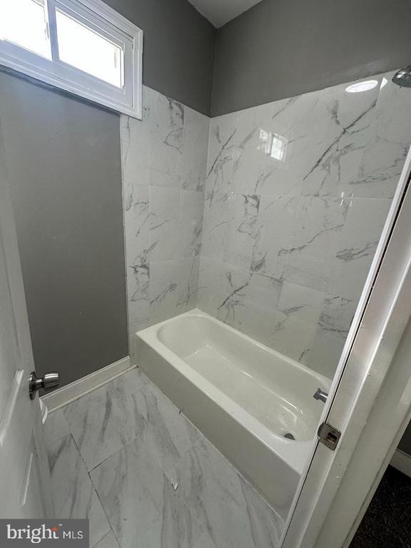 Building Photo - 2240 N 18th St