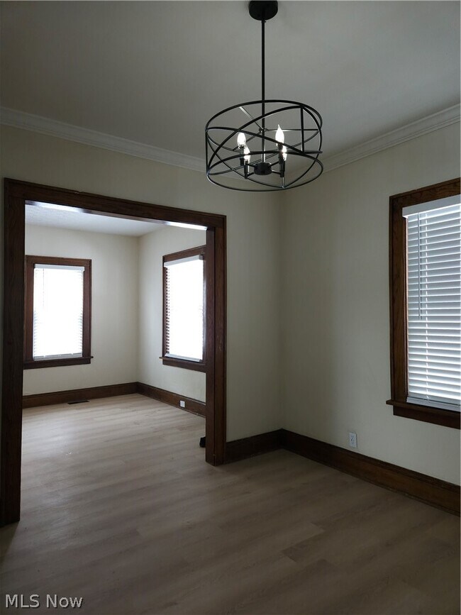 Building Photo - 80 E Ido Ave