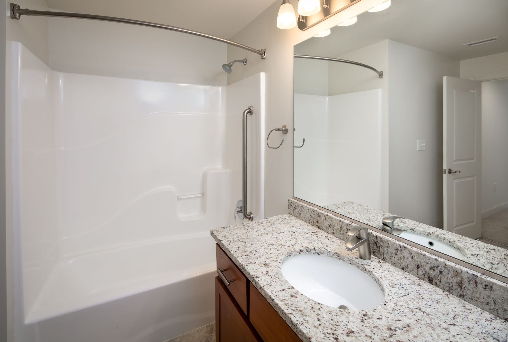 Building Photo - 591 Terrace Park