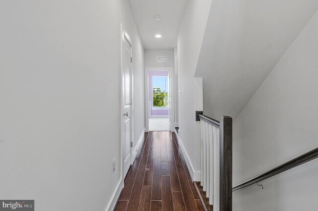 Building Photo - 4810 Garden View Ln