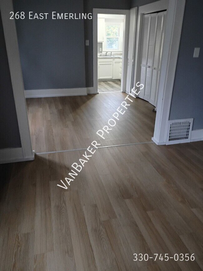 Building Photo - 268 East Emerling-