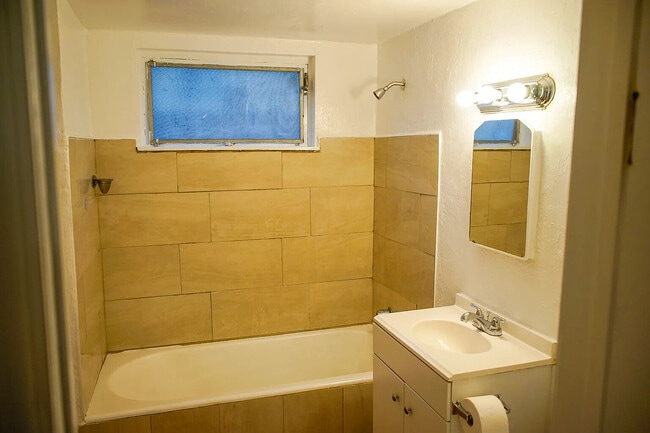 Building Photo - 84176 Corregidor Ave