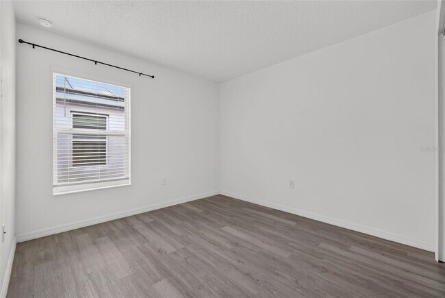 Building Photo - 1097 Augustus Dr