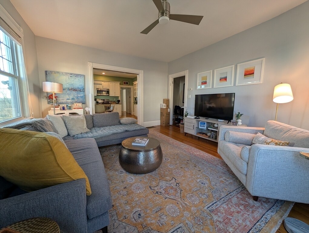 Building Photo - 95 Brown Ave