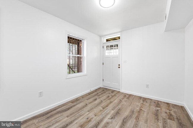 Building Photo - 665 Washington Blvd