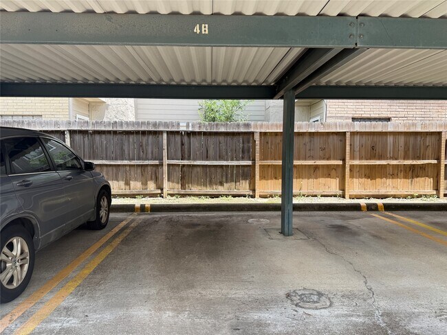 Building Photo - 2250 Bering Dr