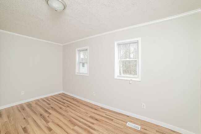 Building Photo - 7229 Lalanda Dr