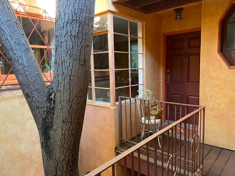 Primary Photo - 71 Sanchez St