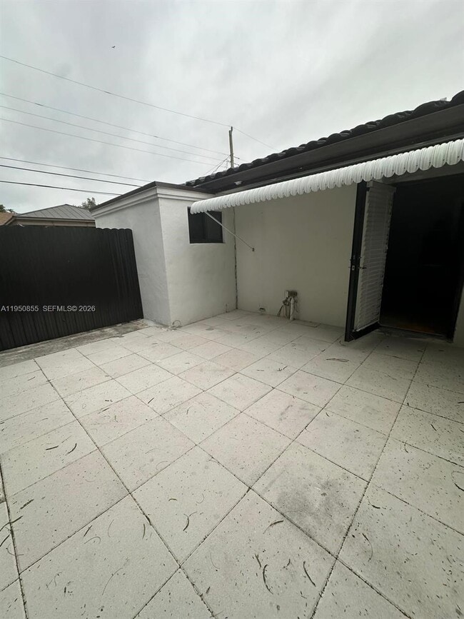 Building Photo - 7500 SW 30th Terrace